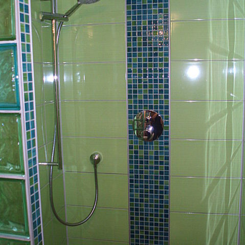 Badsanierung Dusche Nachher-Bild